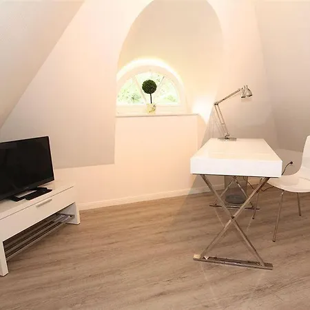 Holiday home Haushaelfte-5d-id-332
