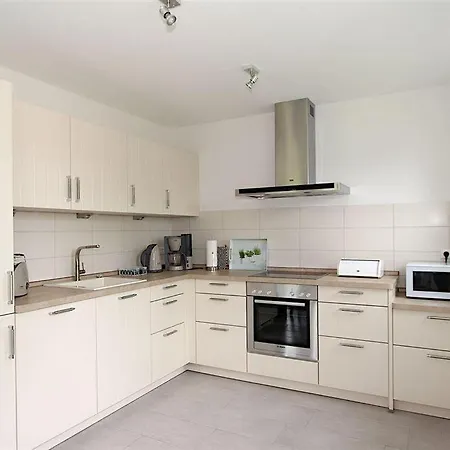 Holiday home Haushaelfte-5d-id-332